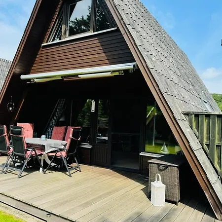 Holiday home Muehlenblick Zeltdachhaus, Sauna, Kamin, Hunde